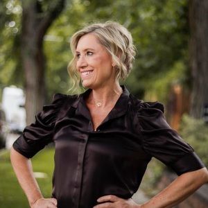 Meet your Posher, Deette